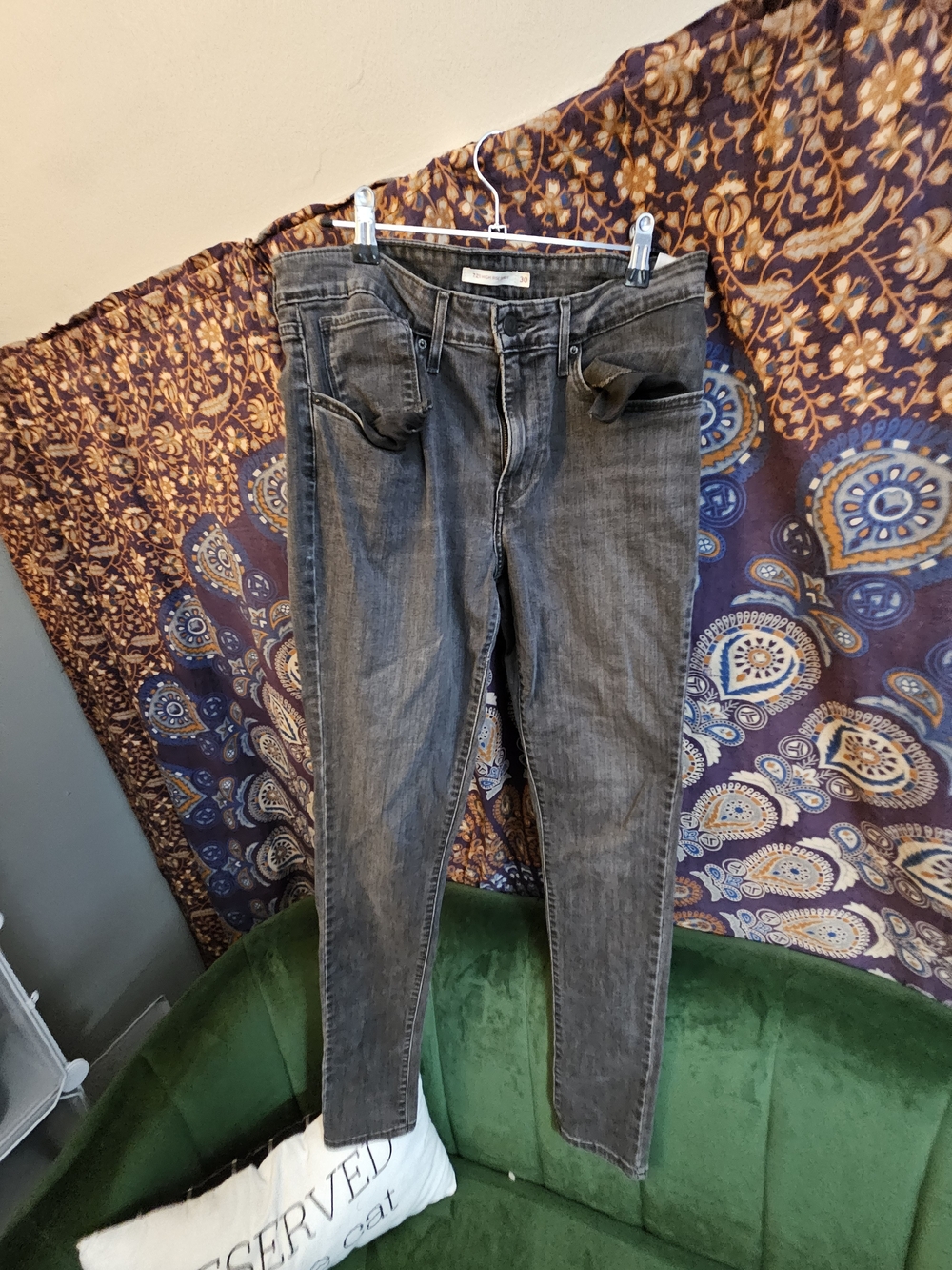 Levi 721 High Rise Skinny Jeans